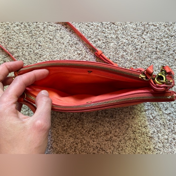 Fossil Crossbody Bag - Picture 6 of 11